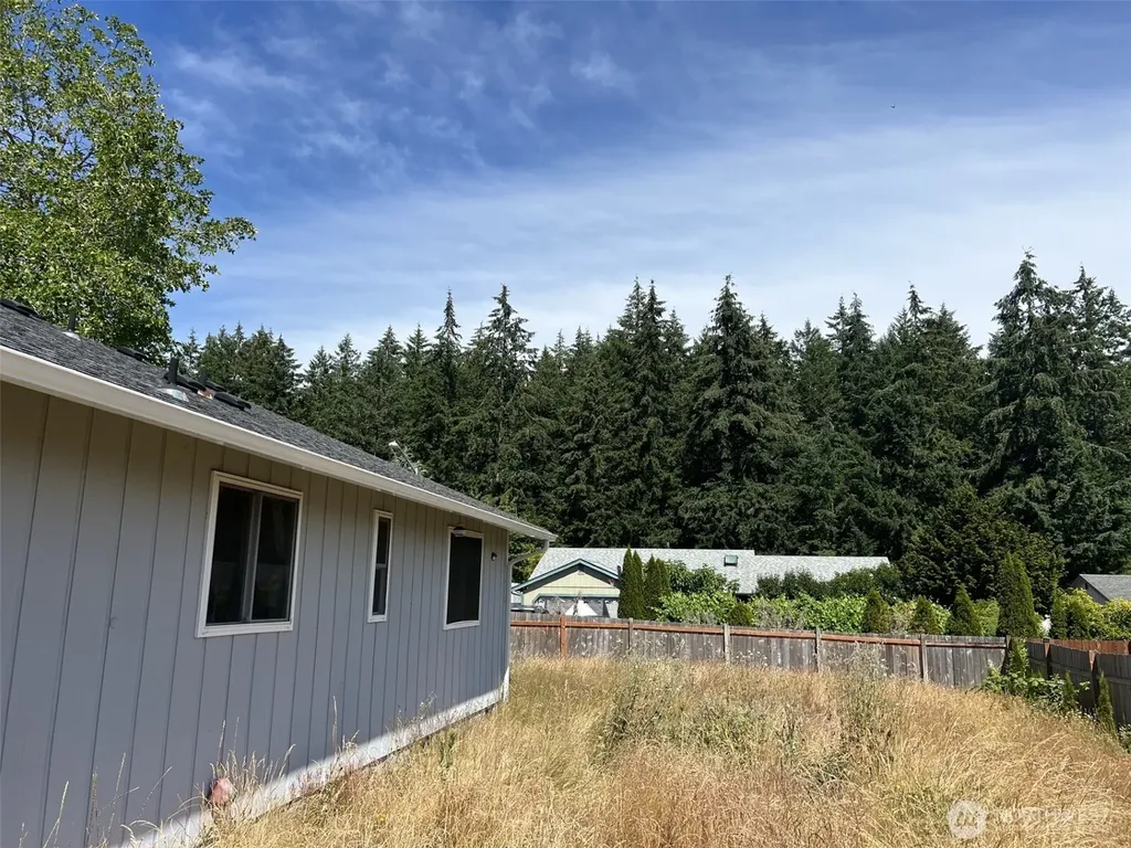 1124 Pinedrop Loop SE Olympia WA 98513