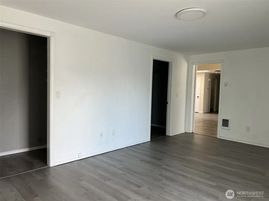 1124 Pinedrop Loop SE Olympia WA 98513