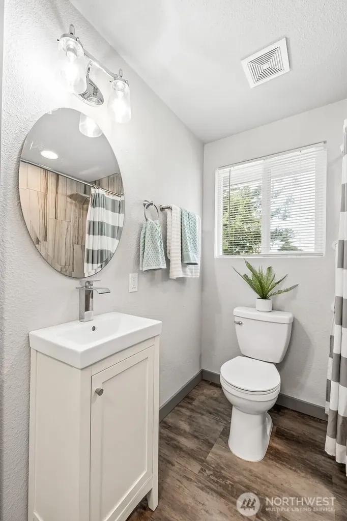 245 Dolphin Avenue NE Ocean Shores WA 98569