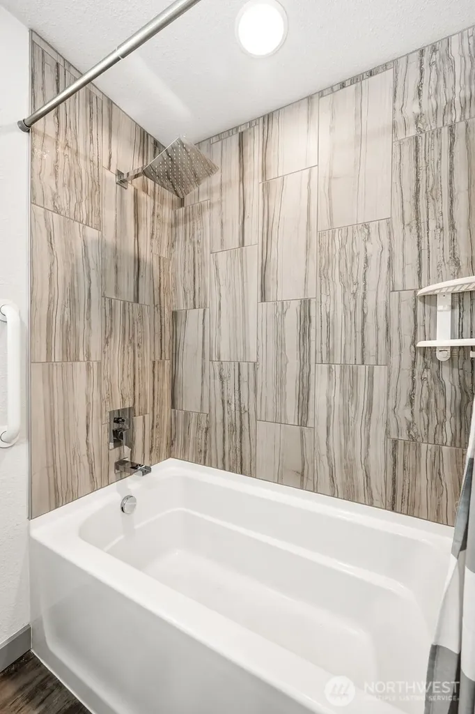 245 Dolphin Avenue NE Ocean Shores WA 98569