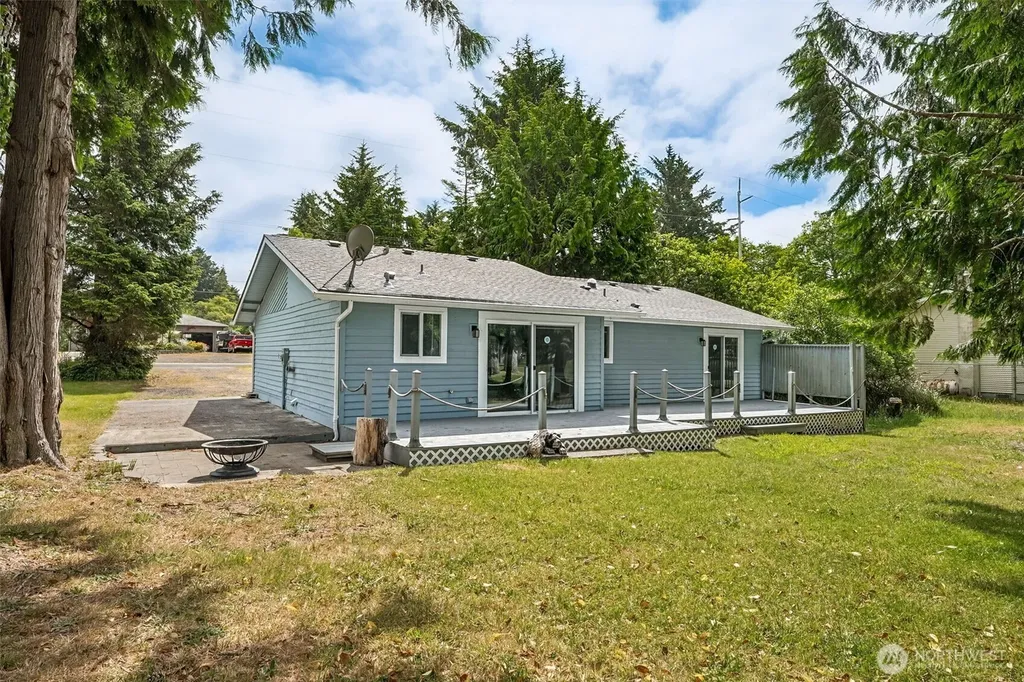 245 Dolphin Avenue NE Ocean Shores WA 98569