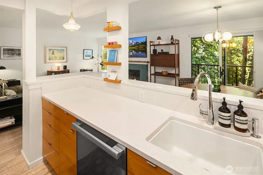 15628 8th Avenue SW Burien WA 98166