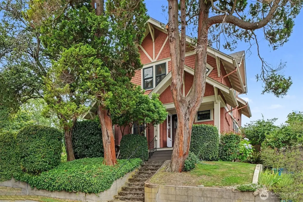 2856 NW 62nd Street Seattle WA 98107