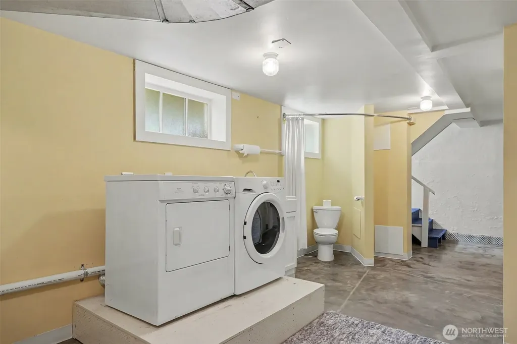 2856 NW 62nd Street Seattle WA 98107