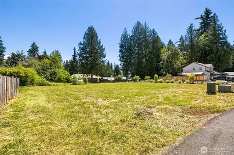 11 81st Street SW Everett WA 98203