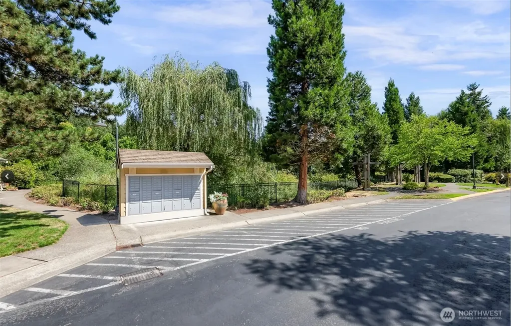16147 NE 90th Way Redmond WA 98052