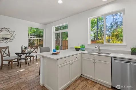 16147 NE 90th Way Redmond WA 98052