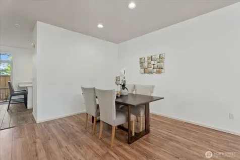 16147 NE 90th Way Redmond WA 98052