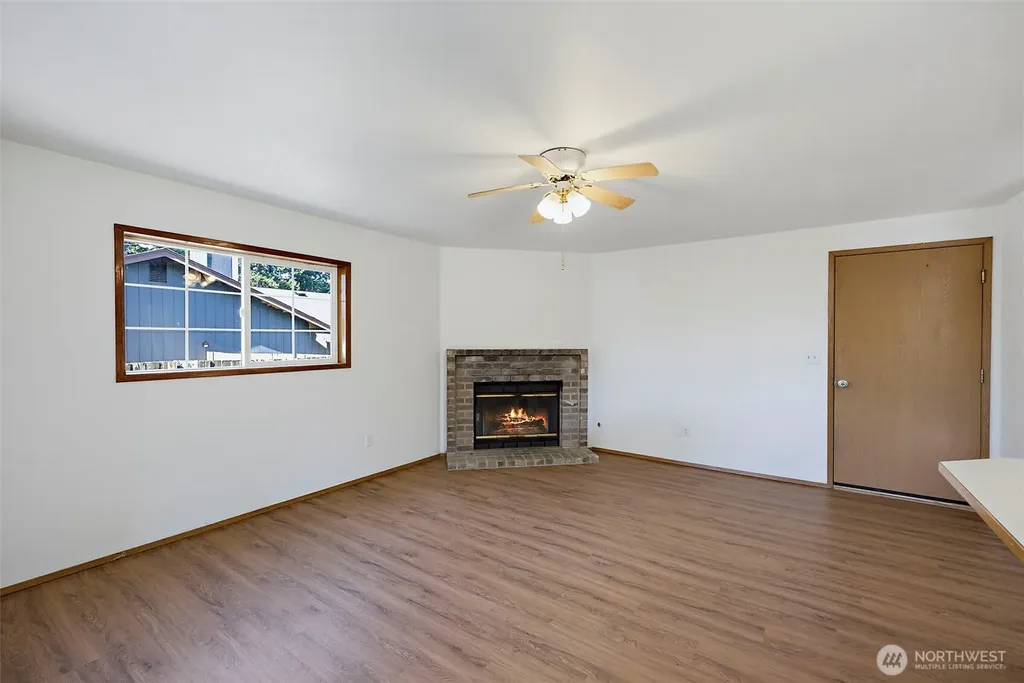 15012 2nd Avenue E Tacoma WA 98445