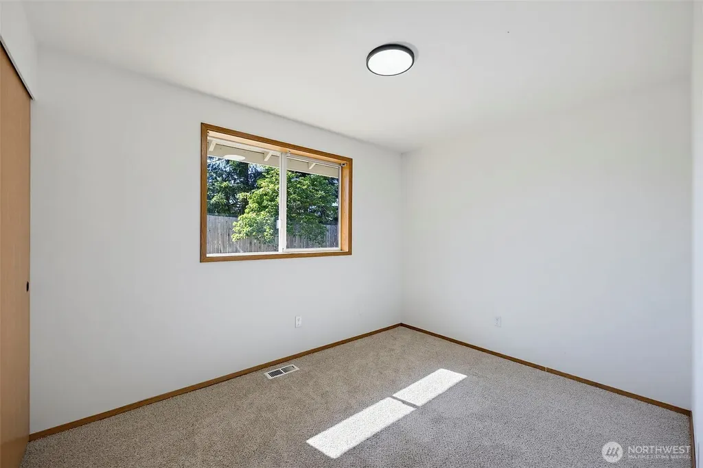 15012 2nd Avenue E Tacoma WA 98445