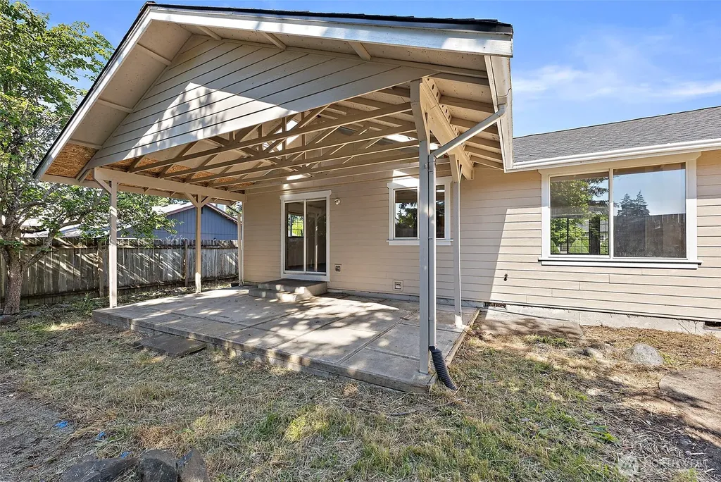 15012 2nd Avenue E Tacoma WA 98445