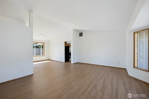 15012 2nd Avenue E Tacoma WA 98445