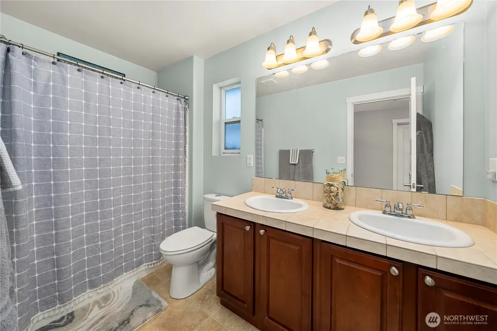 27669 256th Place SE Maple Valley WA 98038