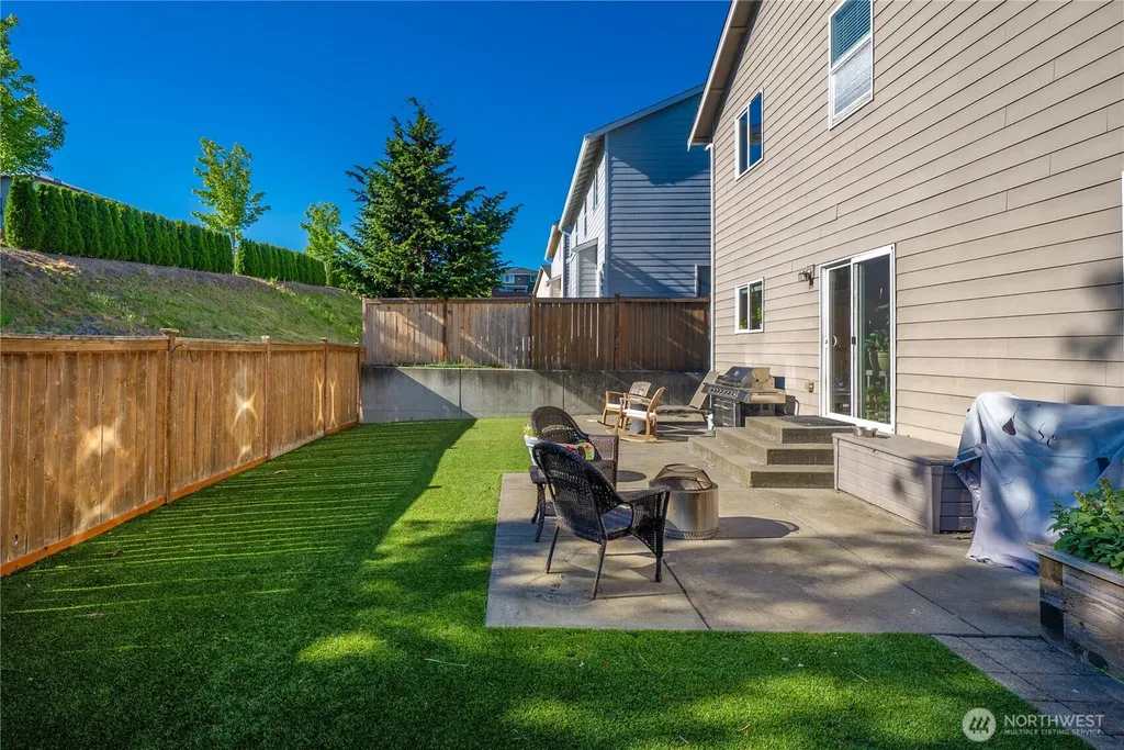 27669 256th Place SE Maple Valley WA 98038