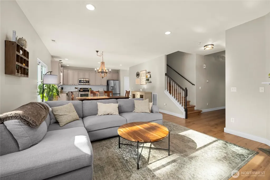 27669 256th Place SE Maple Valley WA 98038