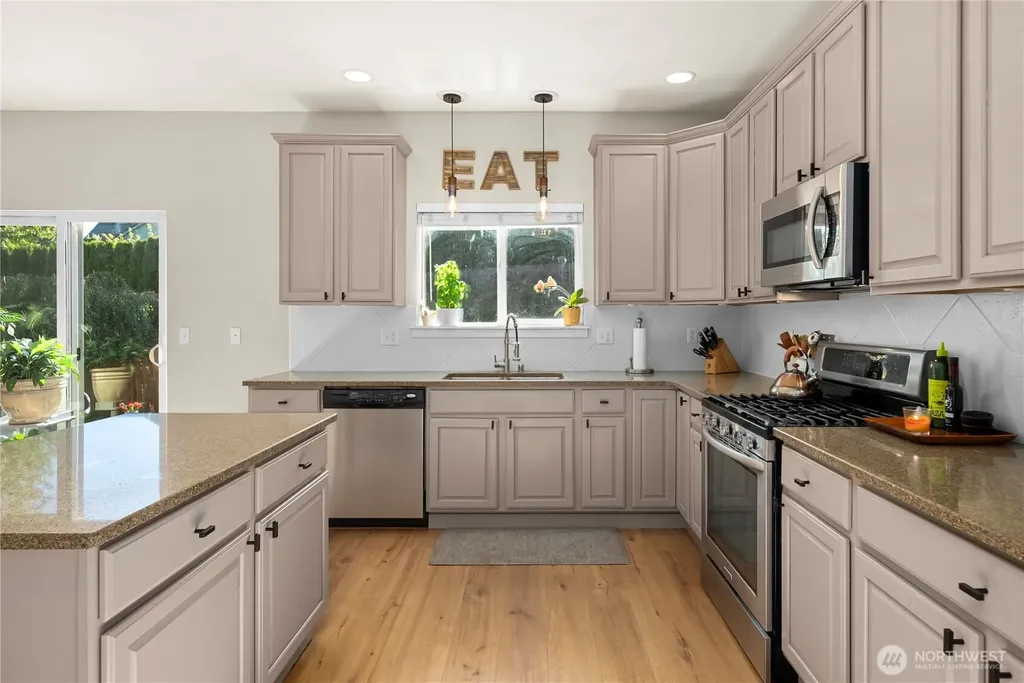 27669 256th Place SE Maple Valley WA 98038