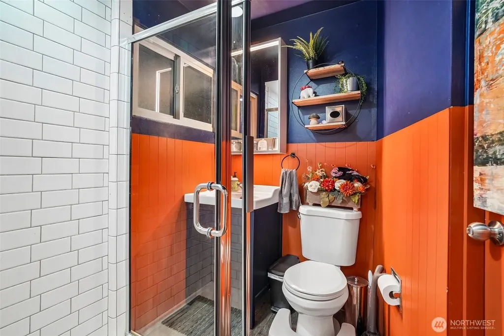 19604 10th Avenue NE Shoreline WA 98155
