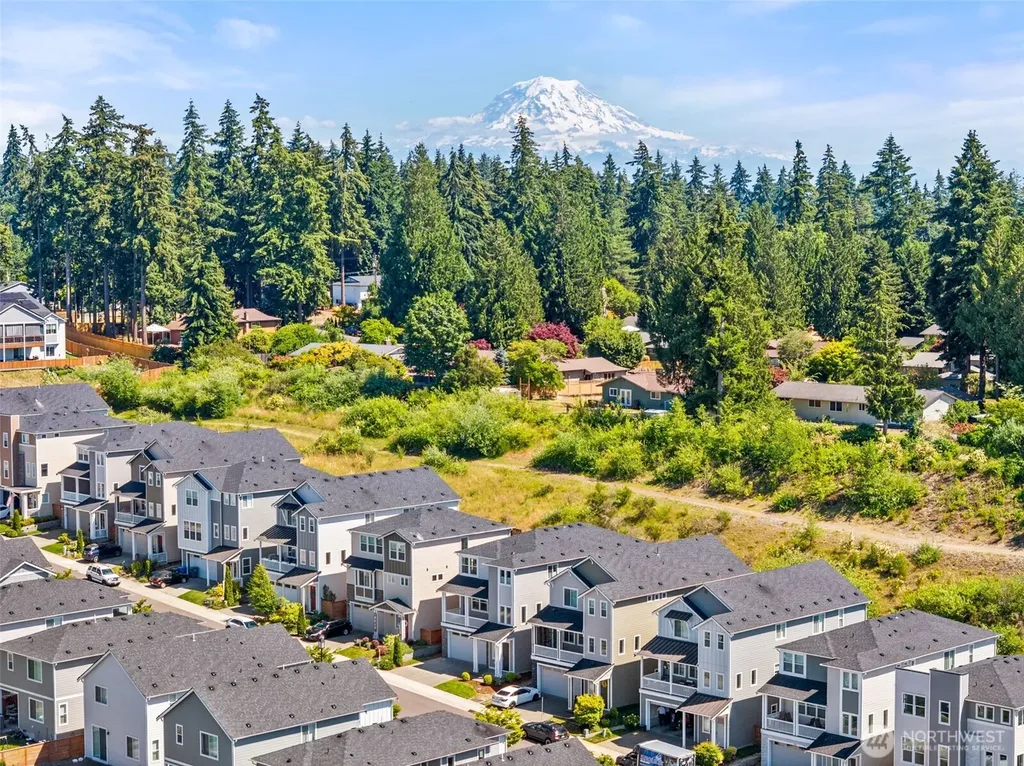 8440 28th Street Ct E Edgewood WA 98371