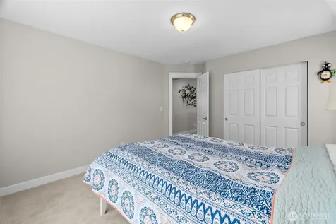 8440 28th Street Ct E Edgewood WA 98371