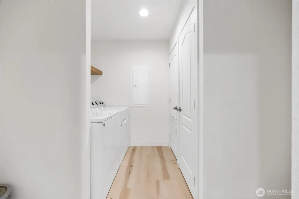 329 E Franklin Street Chelan WA 98816