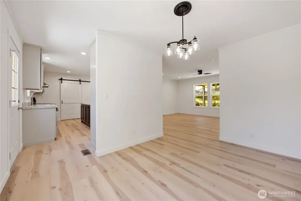 329 E Franklin Street Chelan WA 98816