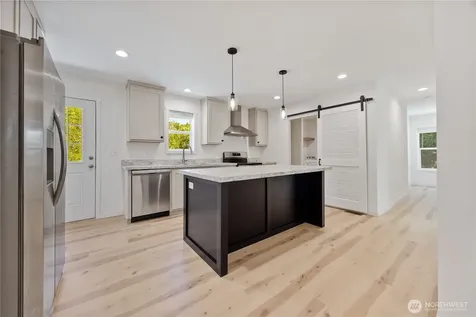 329 E Franklin Street Chelan WA 98816