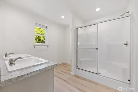 329 E Franklin Street Chelan WA 98816