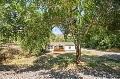329 E Franklin Street Chelan WA 98816