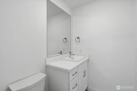 12017 NE 68th Place Kirkland WA 98033