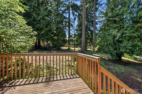 12017 NE 68th Place Kirkland WA 98033