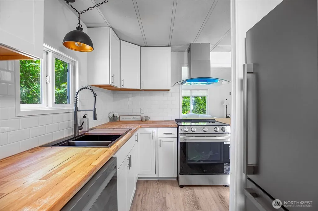 9512 315 Avenue SE Issaquah WA 98027