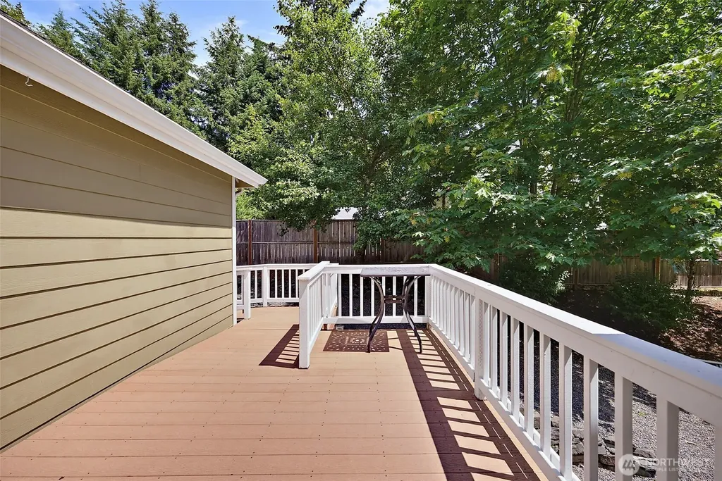 12209 133rd Avenue E Puyallup WA 98374