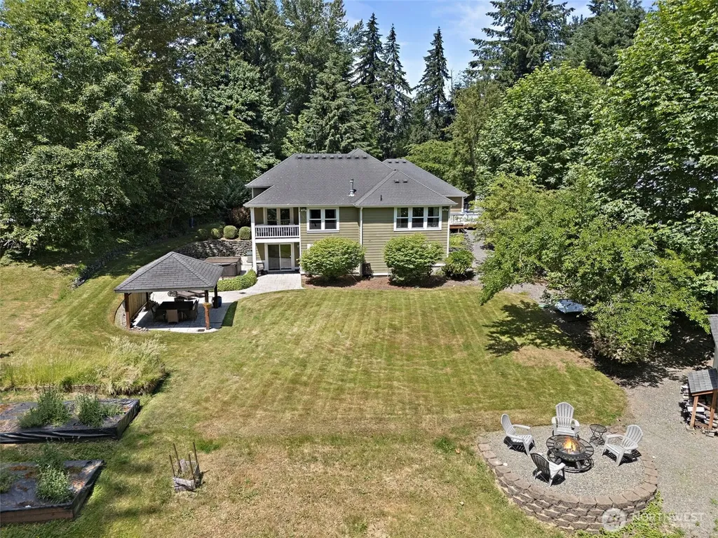 12209 133rd Avenue E Puyallup WA 98374