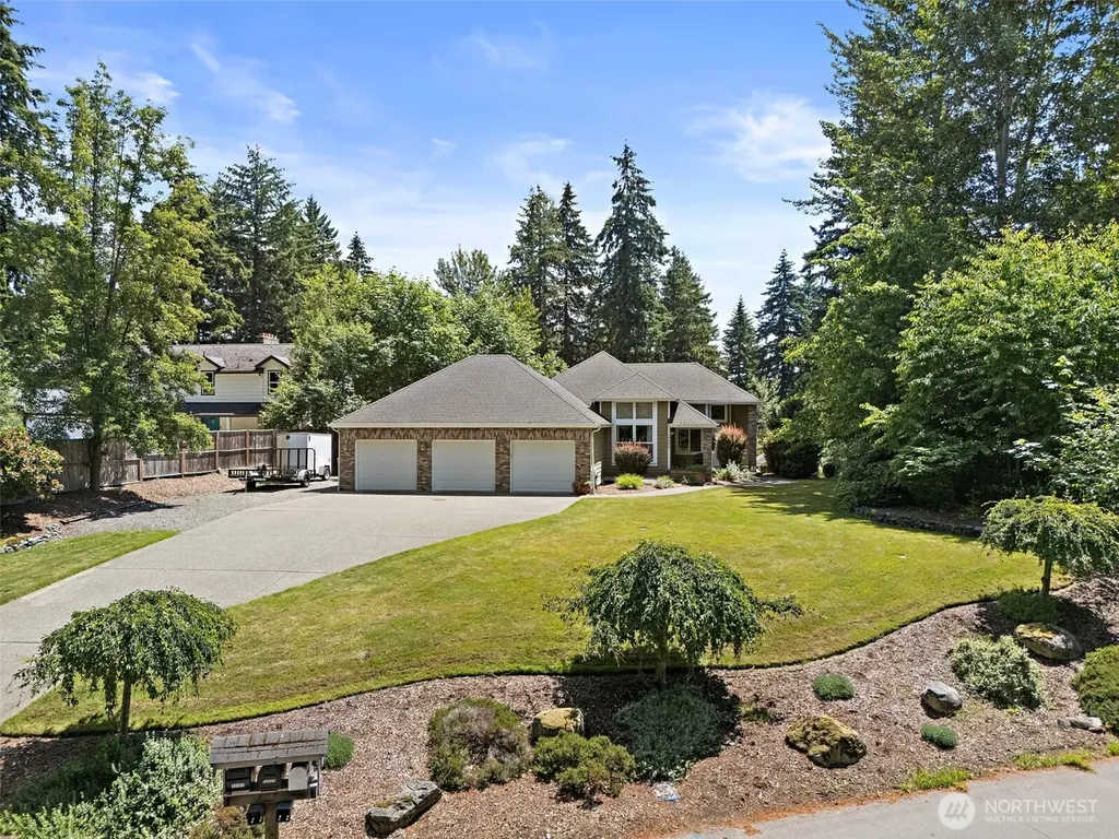 12209 133rd Avenue E Puyallup WA 98374