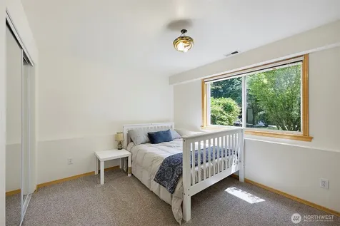 12209 133rd Avenue E Puyallup WA 98374
