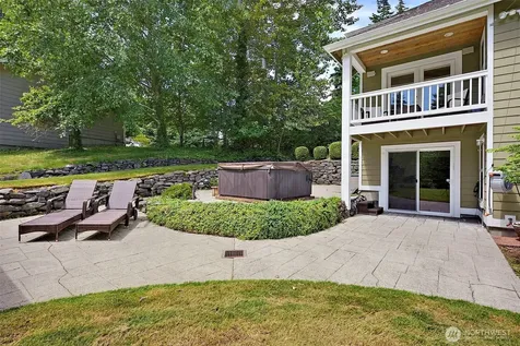 12209 133rd Avenue E Puyallup WA 98374