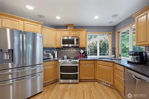 12209 133rd Avenue E Puyallup WA 98374