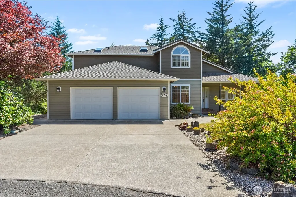 1815 Crosby Court SW Tumwater WA 98512