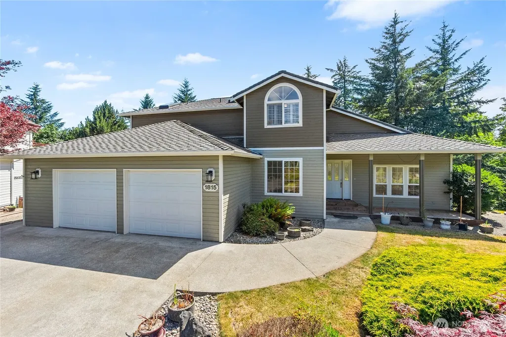 1815 Crosby Court SW Tumwater WA 98512