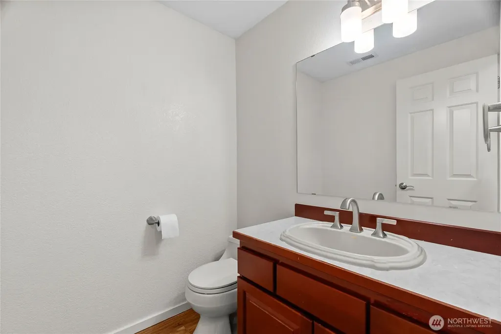 1815 Crosby Court SW Tumwater WA 98512