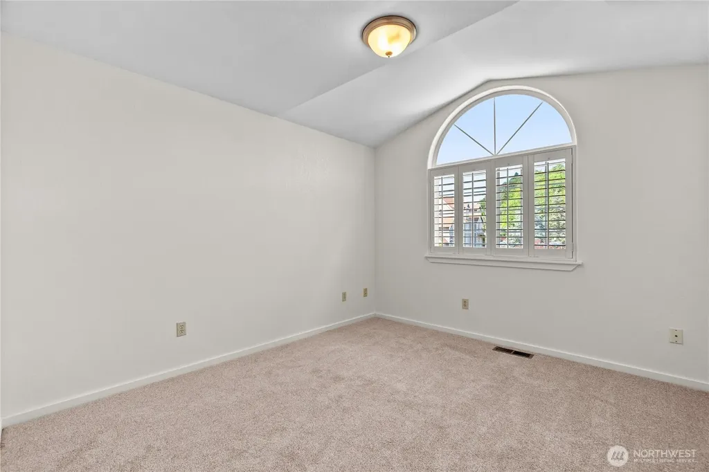 1815 Crosby Court SW Tumwater WA 98512