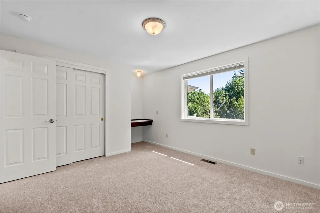 1815 Crosby Court SW Tumwater WA 98512