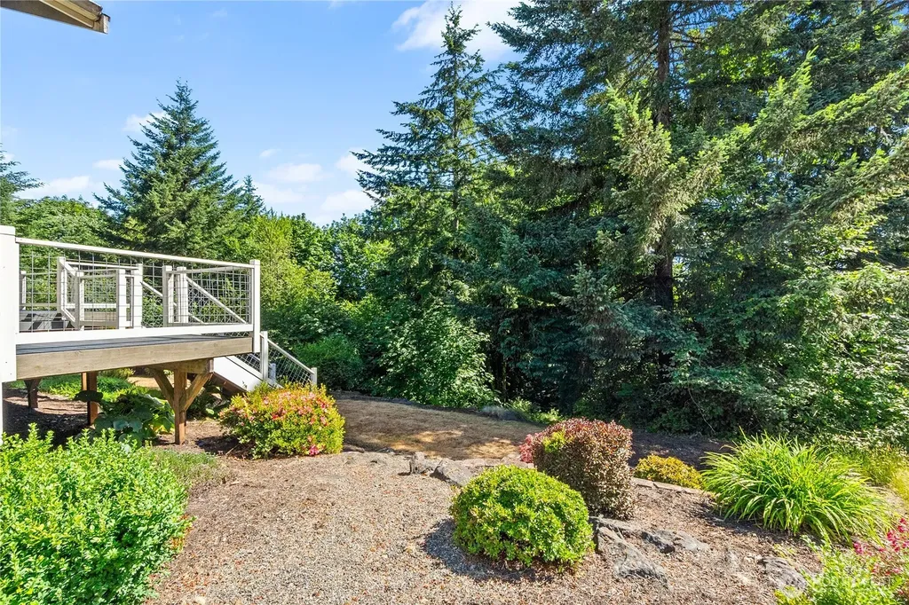 1815 Crosby Court SW Tumwater WA 98512