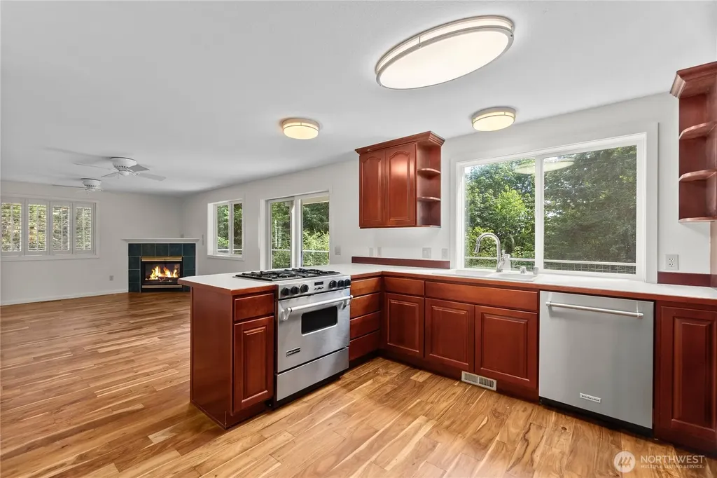 1815 Crosby Court SW Tumwater WA 98512