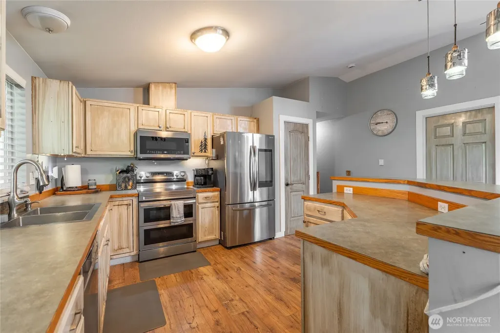 120 Joy Lane Chehalis WA 98532