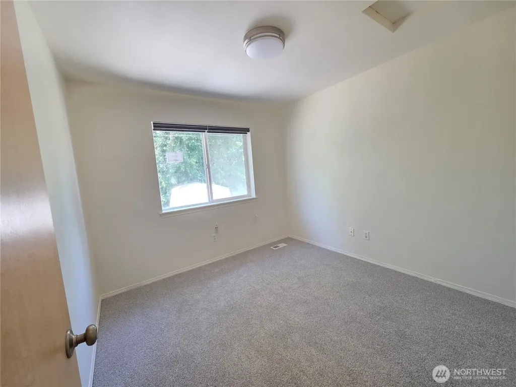 20702 190th Avenue E Orting WA 98360