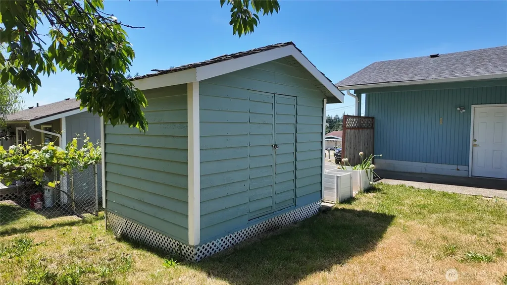 616 2nd Street Mccleary WA 98557