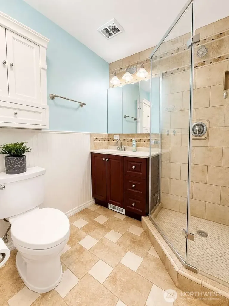 13042 SE 184th Place Renton WA 98058