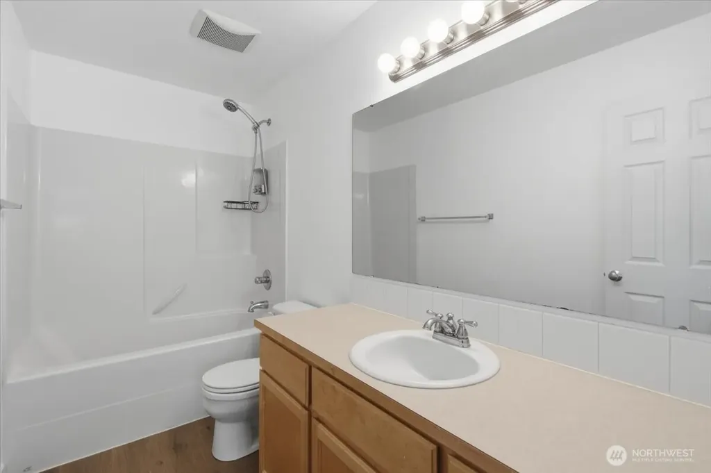 6713 SE 3rd Street Renton WA 98059