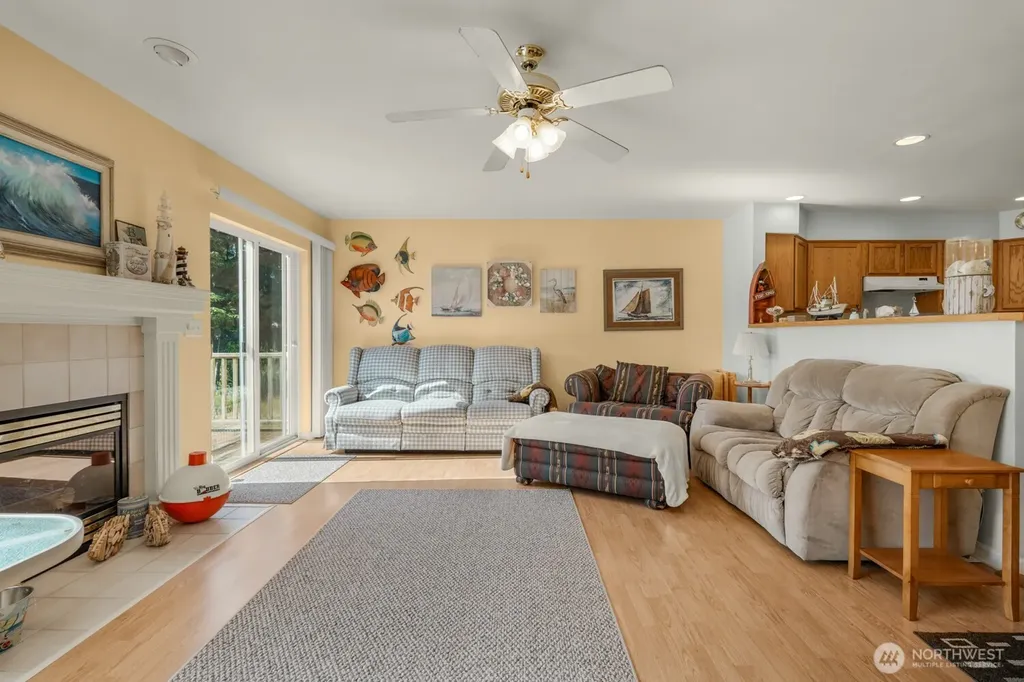 129 NE Duck Lake Drive NE Ocean Shores WA 98569